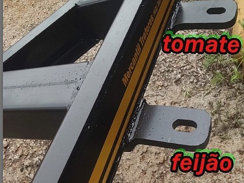 area total ou  tomateiro